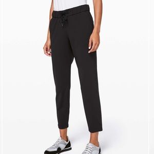 Lululemon On the Fly Pants 7/8